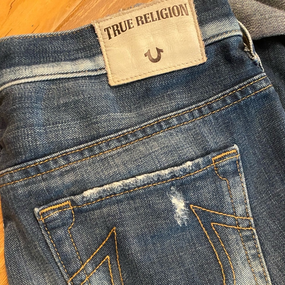🔥NEW TRUE RELIGION DISTRESSED SLIM BOYFRIEND JEANS DARK WASHED MADE IN USA! 16 - Picture 2 of 3